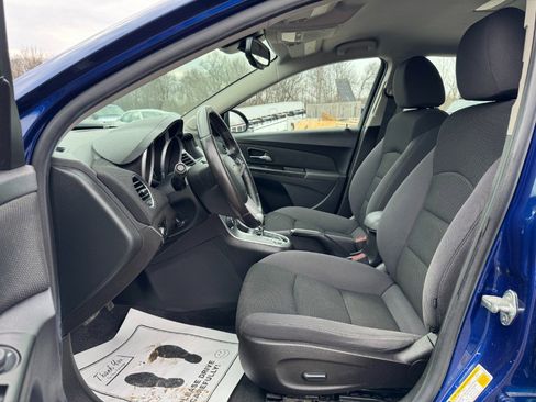 Used 2013 Chevrolet Cruze LT image 15