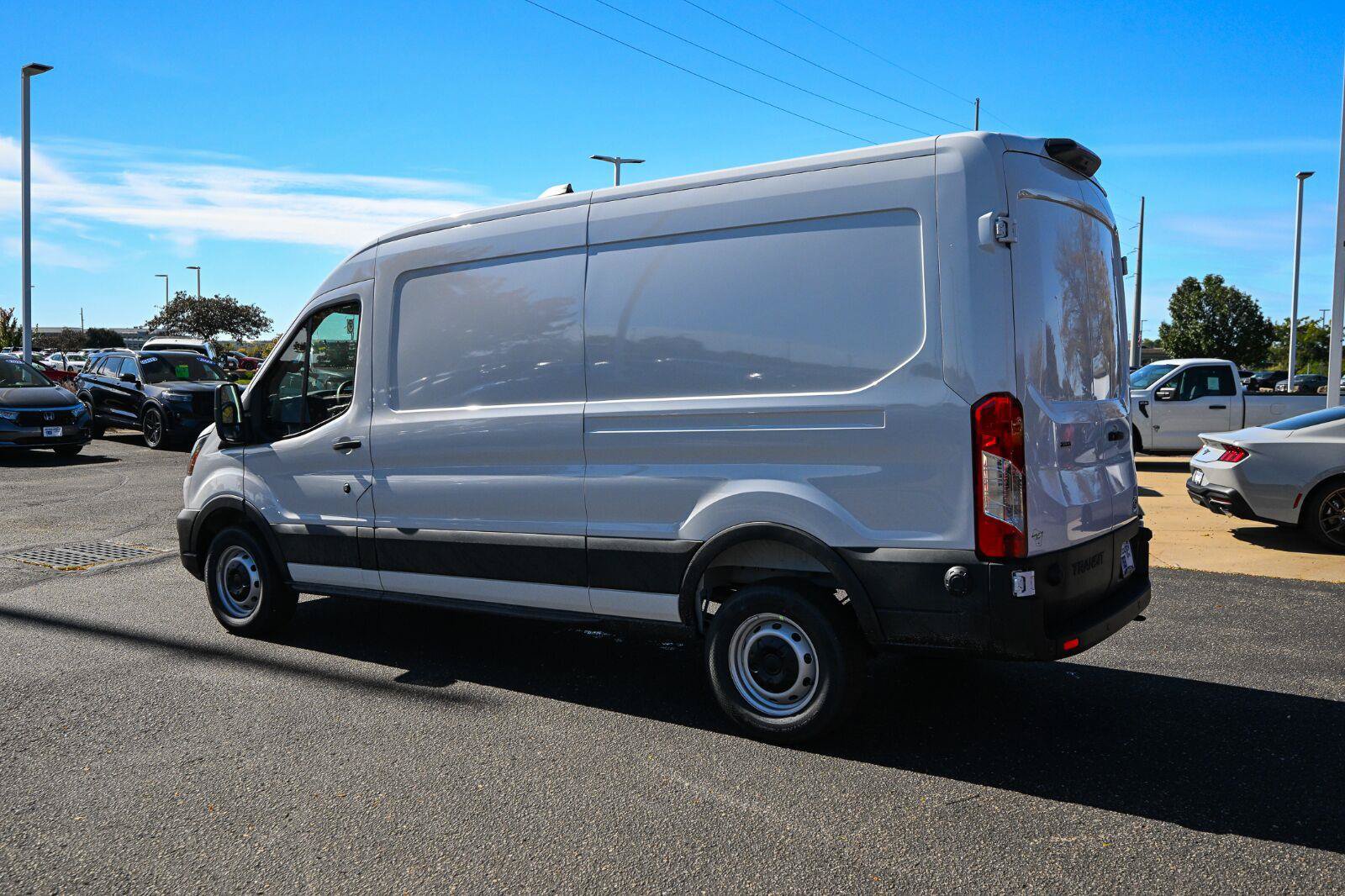 New 2027 Ford Transit 250 148 Medium Roof RWD image 7