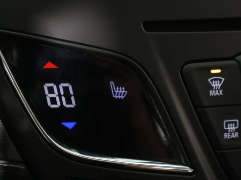 Used 2015 Buick Regal image 48