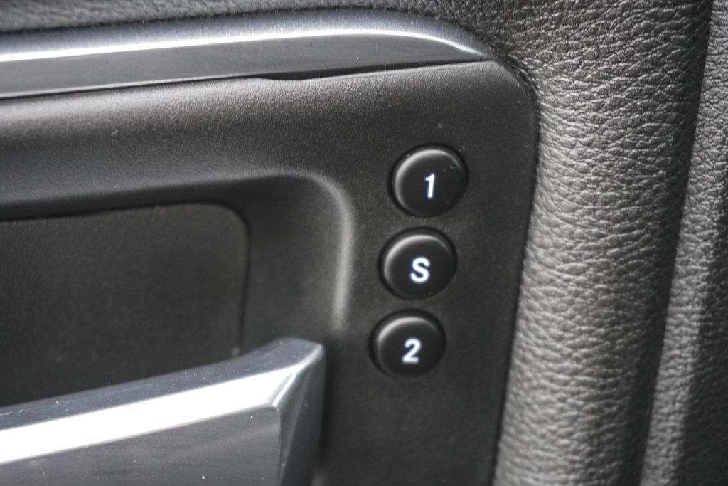 Used 2025 RAM 2500 Laramie w/ Sport Appearance Package AWD/4WD image 22