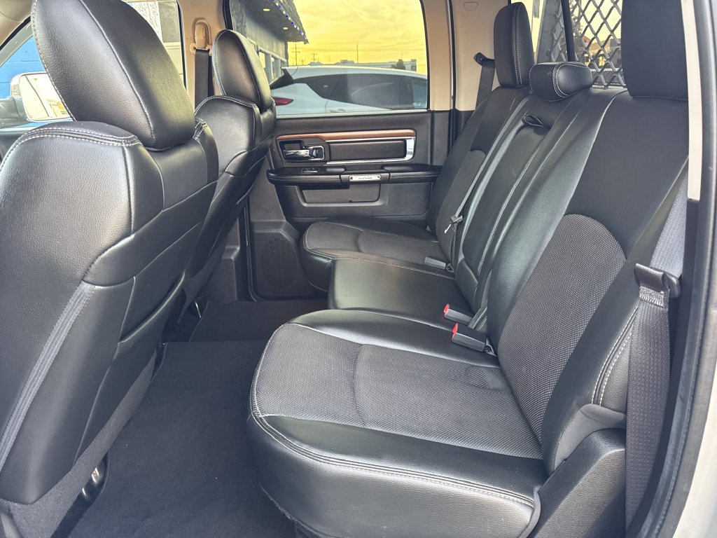 Used 2013 RAM 3500 Laramie w/ Convenience Group AWD/4WD image 32