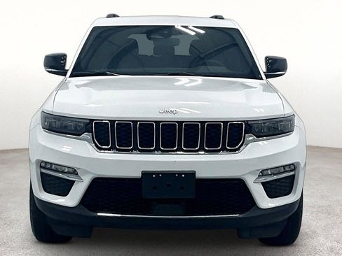 Used 2024 Jeep Grand Cherokee Limited AWD/4WD image 3