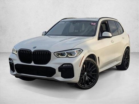 Used 2019 BMW X5 xDrive50i w/ M Sport Package image 1