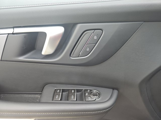 Used 2026 Buick Enclave Sport Touring AWD/4WD image 31