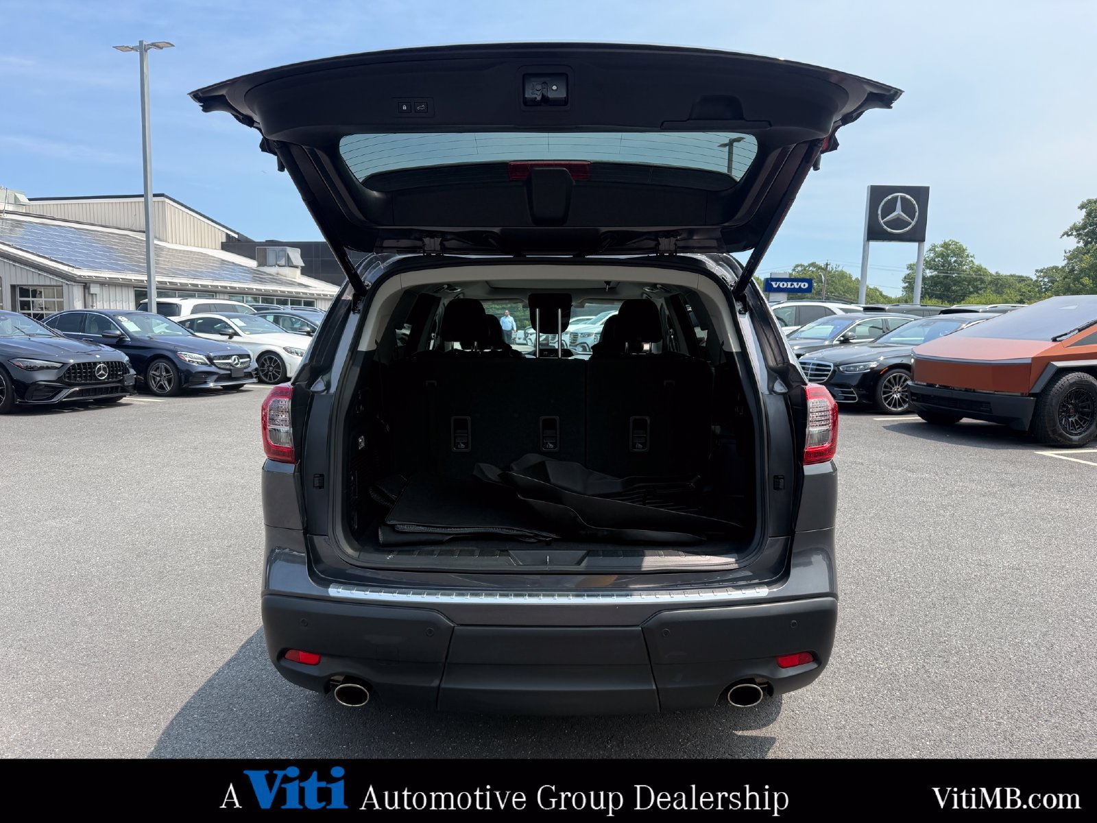 Used 2022 Subaru Ascent Touring AWD/4WD image 23