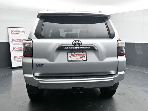 Used 2023 Toyota 4Runner TRD Off-Road Premium image 7