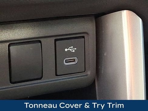 Used 2023 Toyota Corolla Cross LE w/ Moonroof Package AWD/4WD image 16