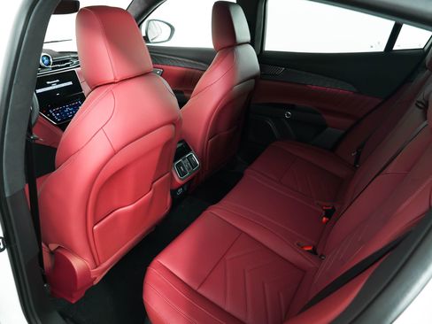 New 2025 Maserati Grecale Modena image 36