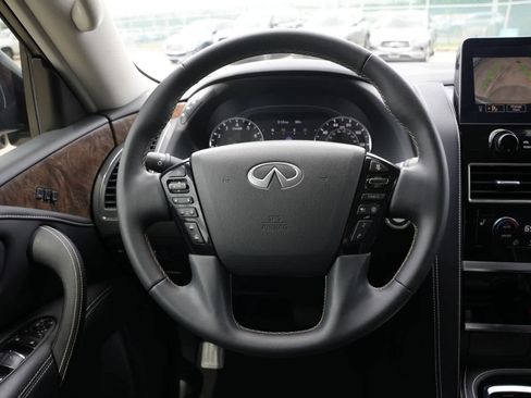 Used 2024 INFINITI QX80 Premium Select w/ Cargo Package AWD/4WD image 9