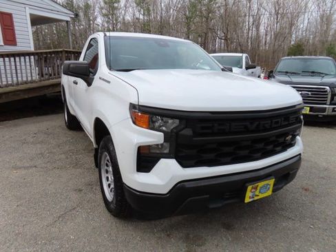 Used 2023 Chevrolet Silverado 1500 W/T w/ WT Value Package image 4