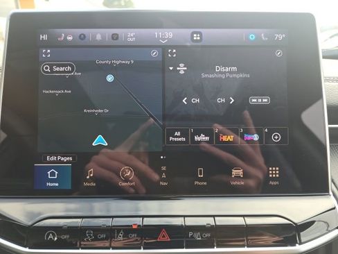 Certified 2025 Jeep Compass Limited w/ High Altitude Package image 18