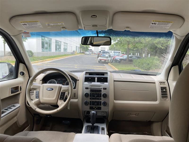 Used 2010 Ford Escape XLT FWD image 15