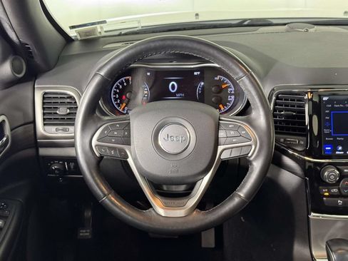 Used 2021 Jeep Grand Cherokee Laredo X AWD/4WD image 20