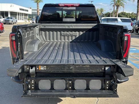 New 2026 GMC Sierra 2500 AT4 w/ AT4 Premium Plus Package image 7