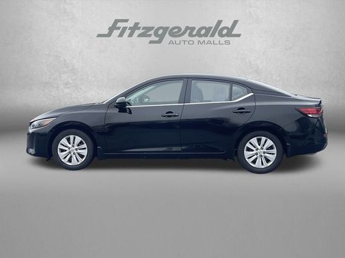 Used 2025 Nissan Sentra S image 4