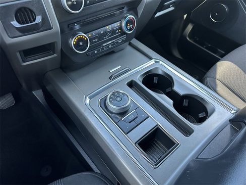 Used 2018 Ford Expedition XLT w/ Cargo Package image 25