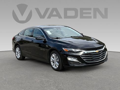 Used 2025 Chevrolet Malibu LT image 1