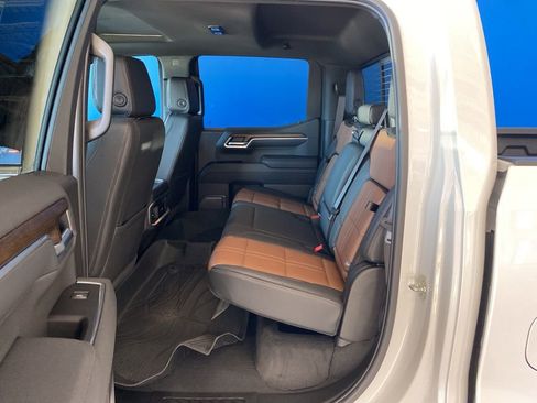 Certified 2025 Chevrolet Silverado 1500 High Country w/ High Country Premium Package image 13