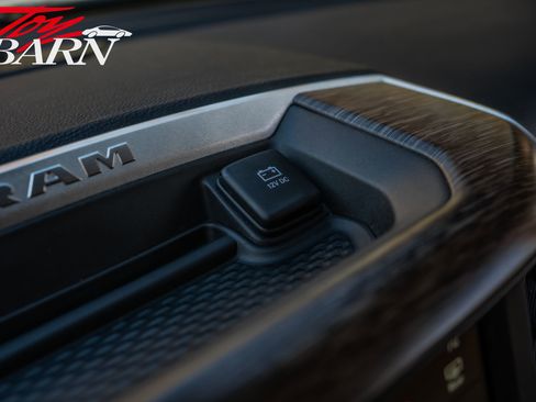 Used 2020 RAM 1500 Laramie image 43