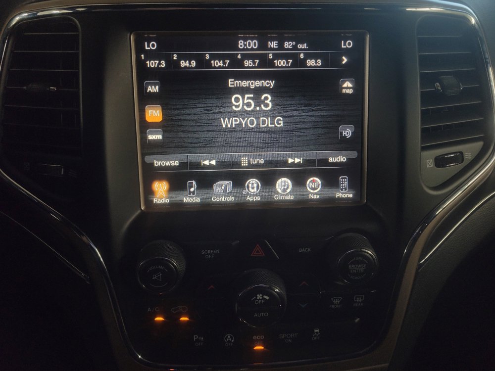 Used 2017 Jeep Grand Cherokee Limited AWD/4WD image 25