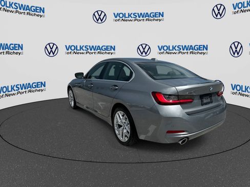 Used 2025 BMW 330i xDrive Sedan AWD/4WD image 12