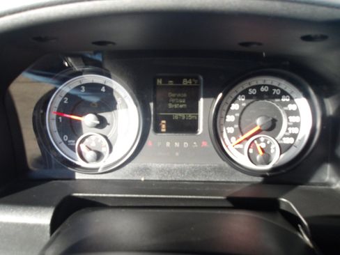 Used 2014 RAM 1500 Express image 17