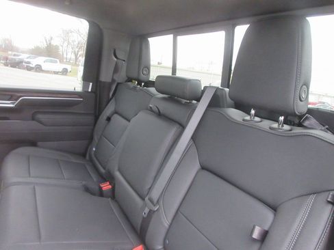 New 2026 GMC Sierra 3500 SLT w/ SLT Premium Package image 15