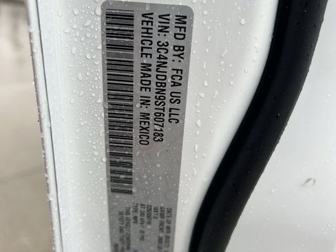 Used 2025 Jeep Compass Latitude w/ Altitude Special Edition image 12