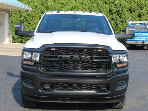 Used 2024 RAM 2500 Tradesman w/ Snow Chief Group AWD/4WD image 11