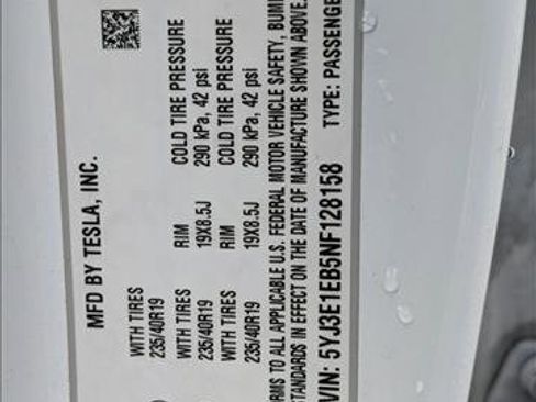 Used 2022 Tesla Model 3 Long Range image 24