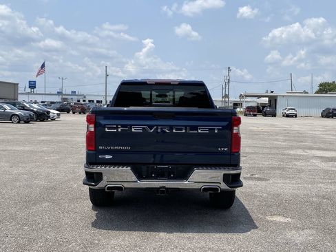 Used 2022 Chevrolet Silverado 1500 LTZ AWD/4WD image 7