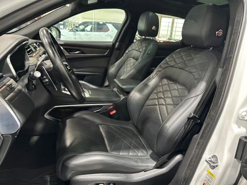 Used 2021 Jaguar F-PACE S AWD/4WD image 40