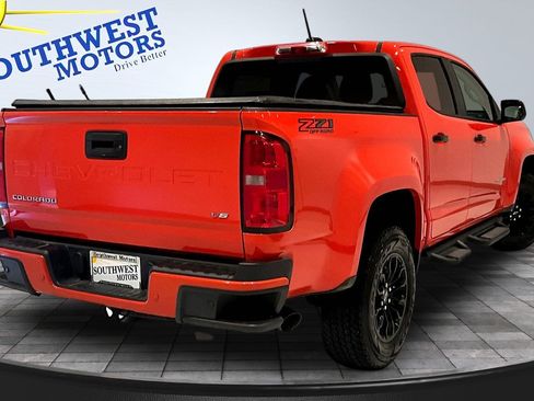 Used 2021 Chevrolet Colorado Z71 AWD/4WD image 7