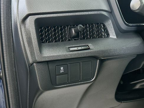 Used 2023 Honda CR-V LX image 10