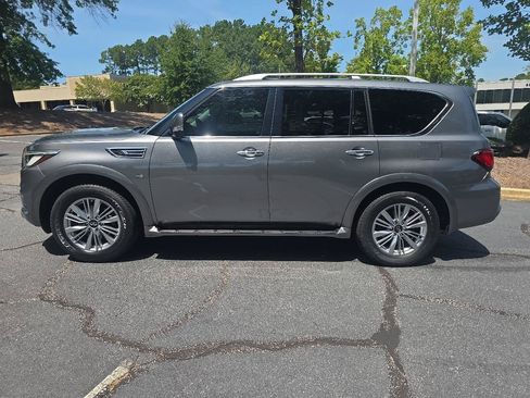Used 2019 INFINITI QX80 Luxe AWD/4WD image 2