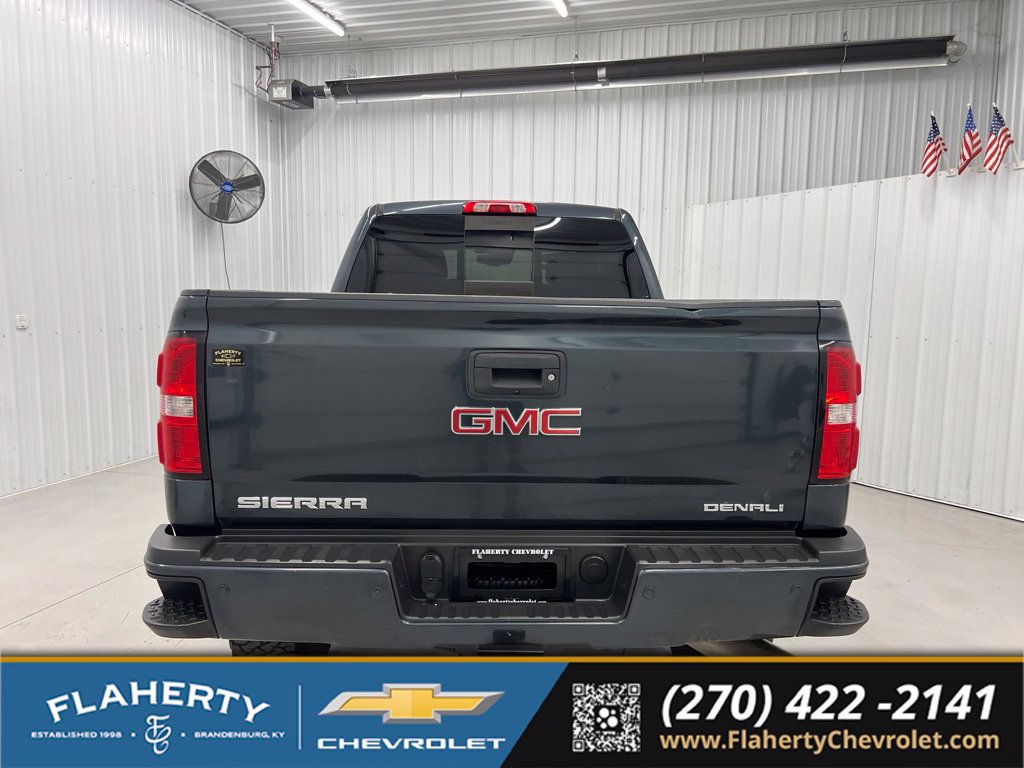 Used 2019 GMC Sierra 2500 Denali w/ Duramax Plus Package AWD/4WD image 4