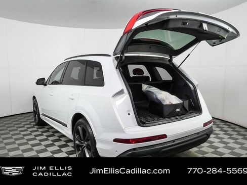 Used 2025 Audi Q7 3.0T Prestige AWD/4WD image 35