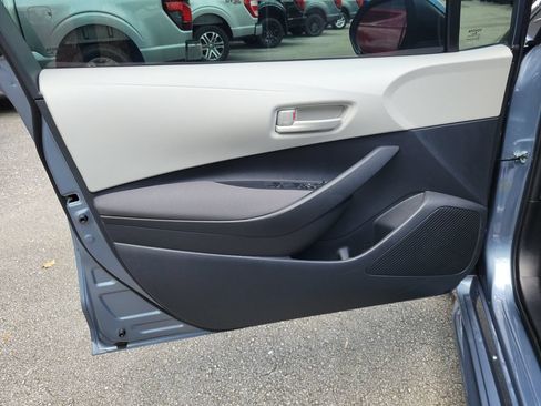 Used 2026 Toyota Corolla LE FWD image 10