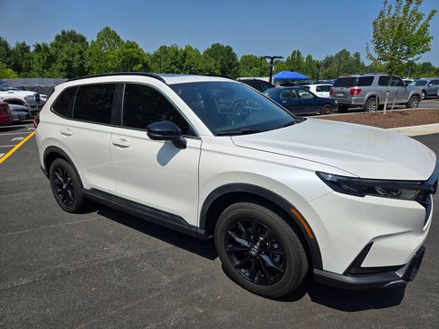 Used 2025 Honda CR-V Sport image 2
