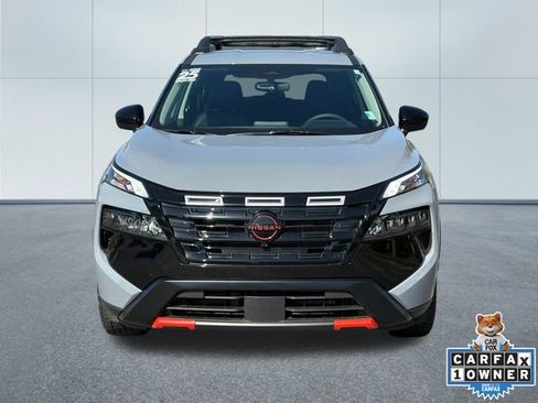 Used 2025 Nissan Rogue SV AWD/4WD image 5