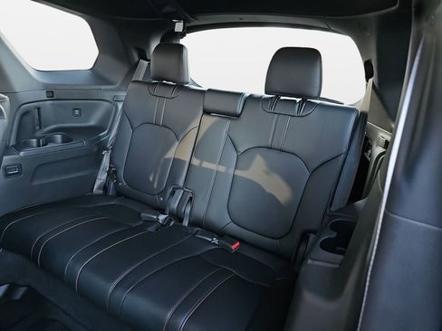 Used 2024 Honda Pilot TrailSport image 21