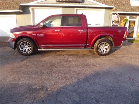 Used 2018 RAM 1500 Limited image 2