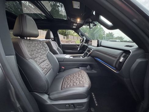 New 2026 Nissan Armada Platinum AWD/4WD image 30