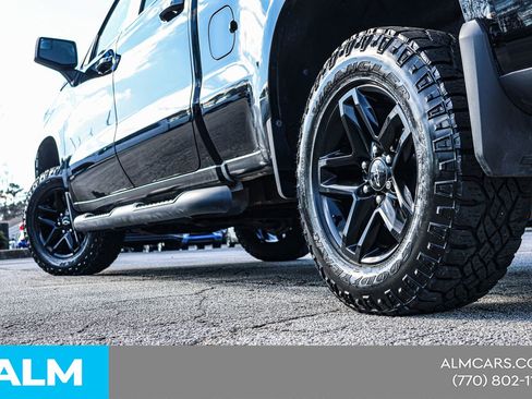 Used 2021 Chevrolet Silverado 1500 LT Trail Boss w/ Convenience Package II AWD/4WD image 17