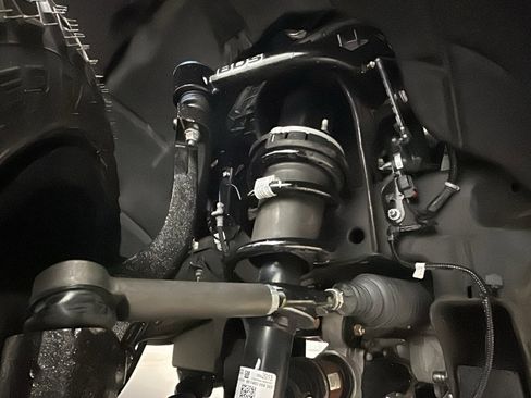 Used 2025 GMC Sierra 1500 Denali Ultimate image 17