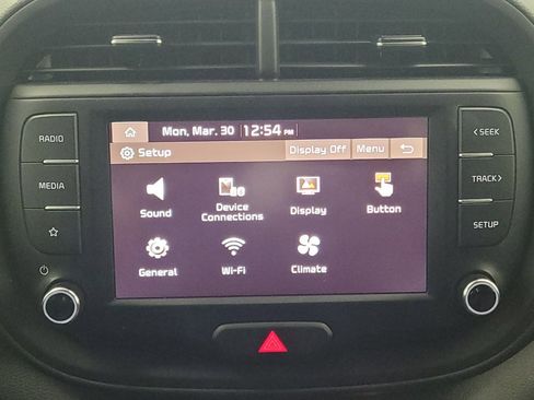 Used 2025 Kia Soul LX image 25