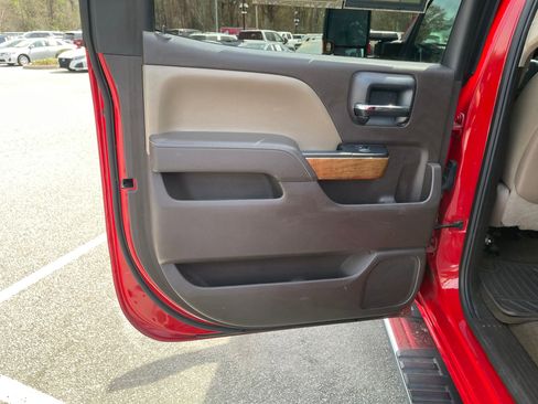 Used 2015 Chevrolet Silverado 2500 LTZ w/ Duramax Plus Package image 17