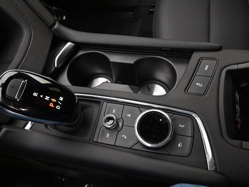 Certified 2025 Cadillac XT6 Sport w/ Technology Package image 32