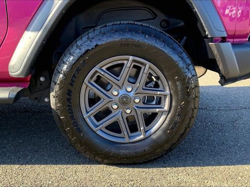 Certified 2024 Jeep Wrangler Sport S image 9