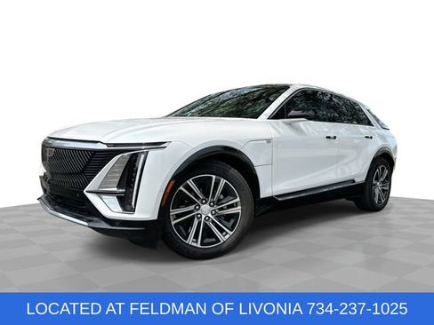 Used 2024 Cadillac Lyriq Luxury AWD/4WD image 1